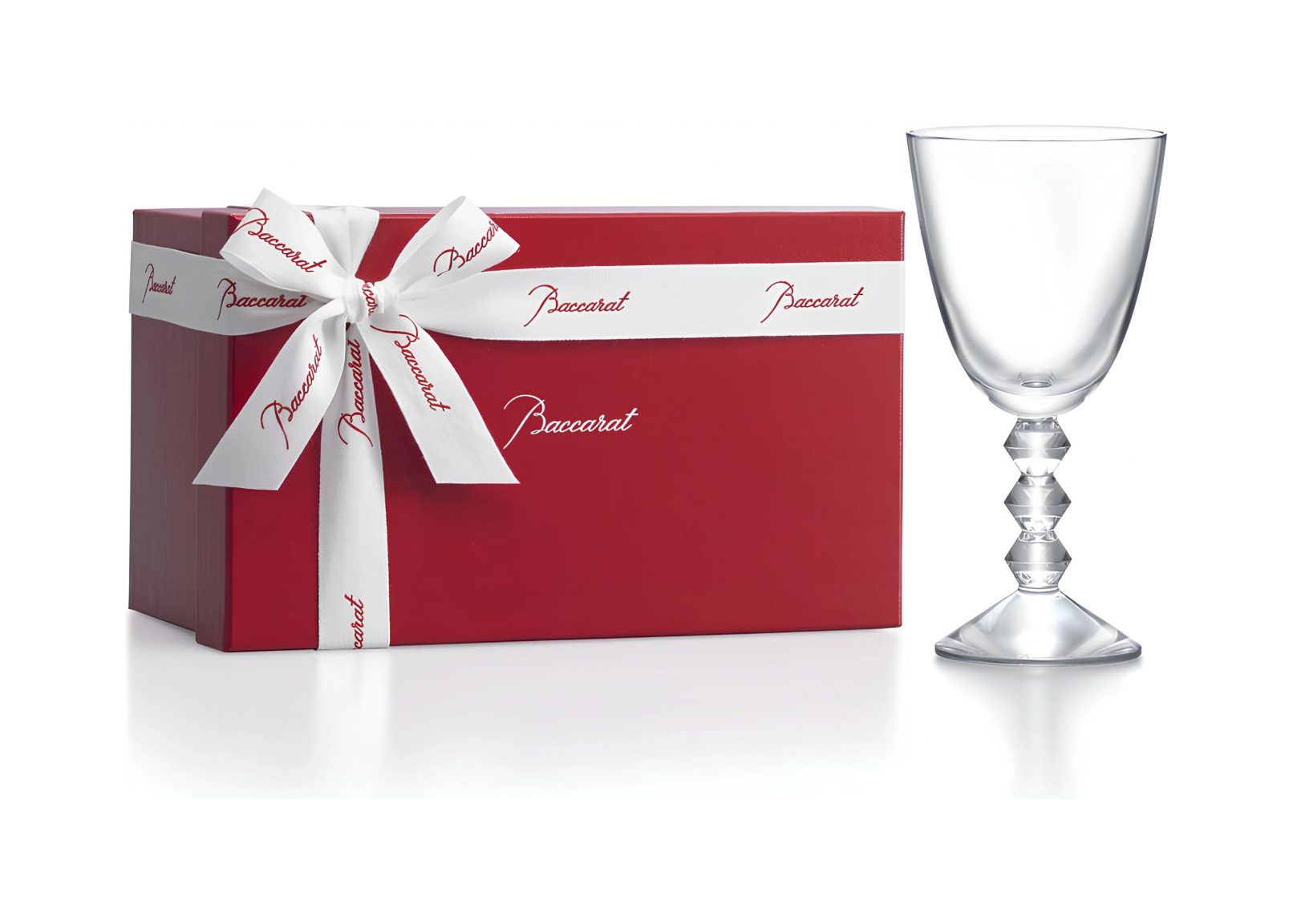 Бокал для вина VEGA №2 на средней ножке 320 мл хрусталь прозрачный Baccarat 1365102