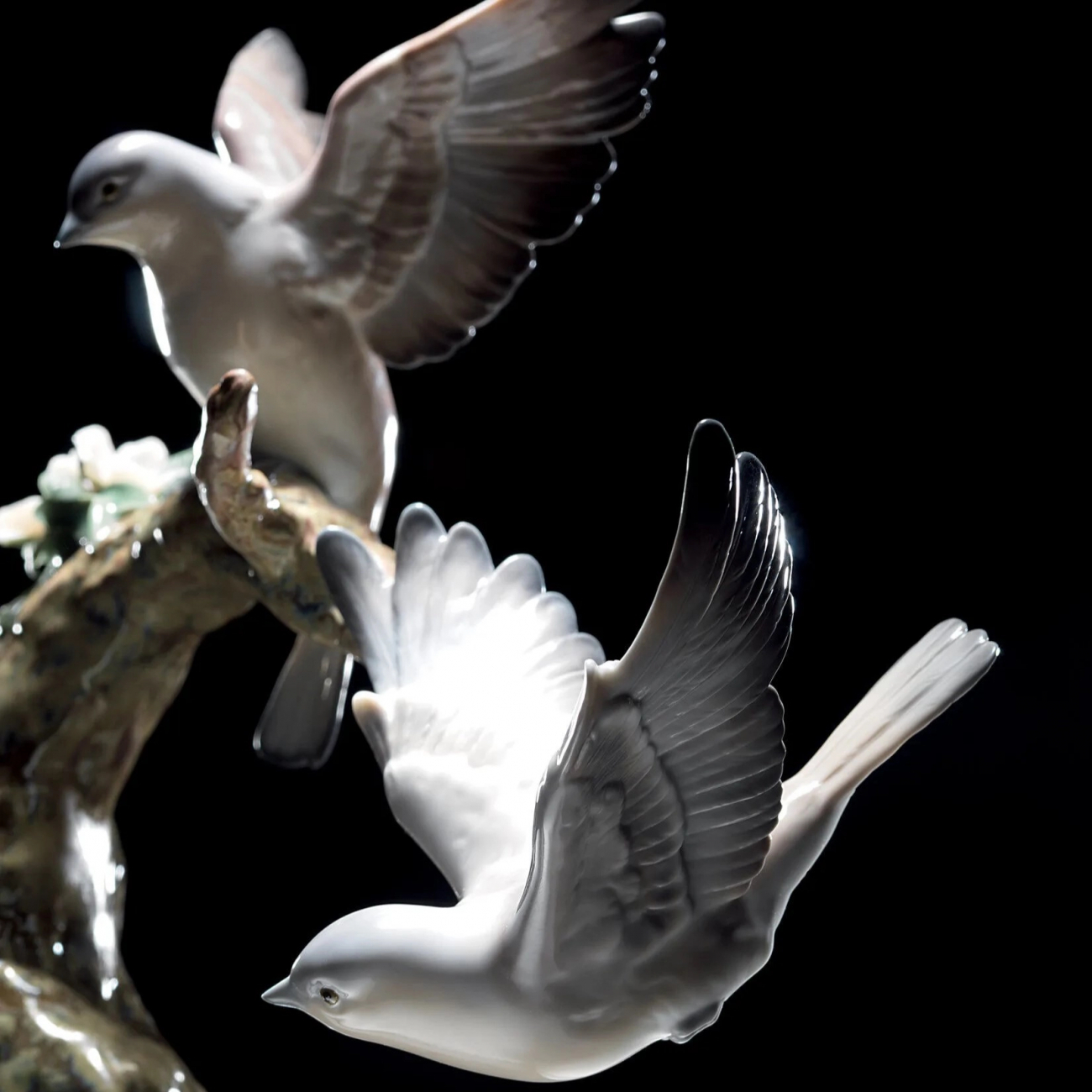 Статуэтка Лесные трели 47х28 см фарфор Lladro 01008315