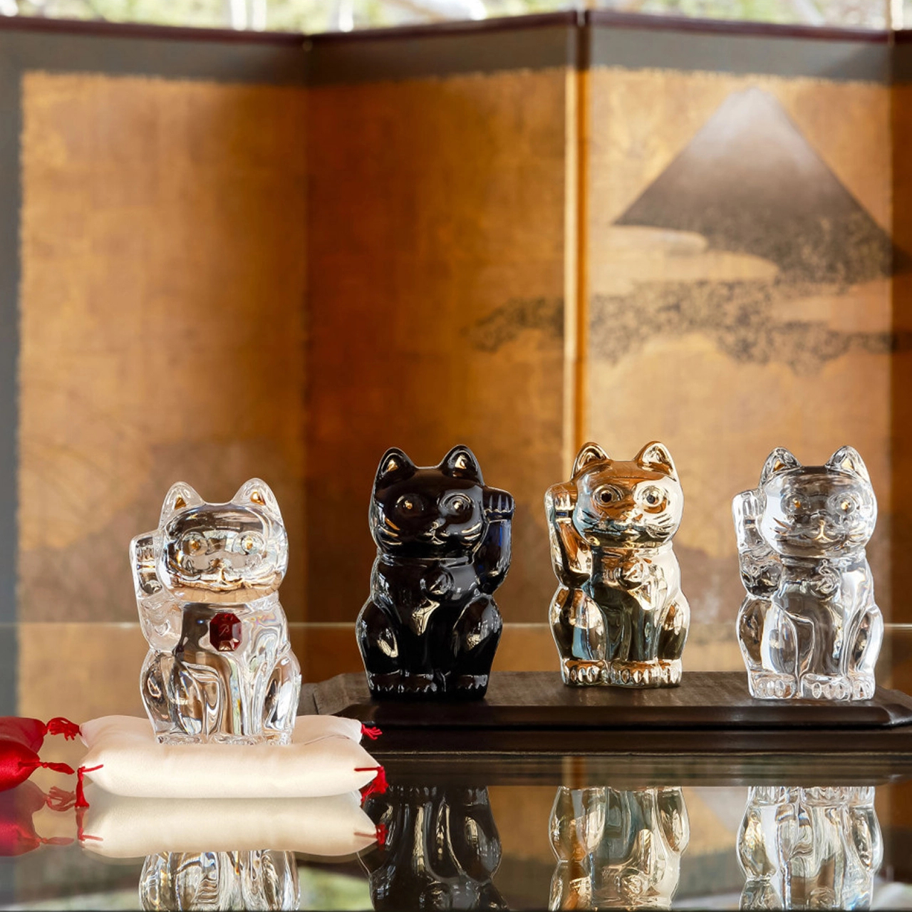 Статуэтка MANEKI NEKO Кошка 10 см золотая хрусталь Baccarat 2612997