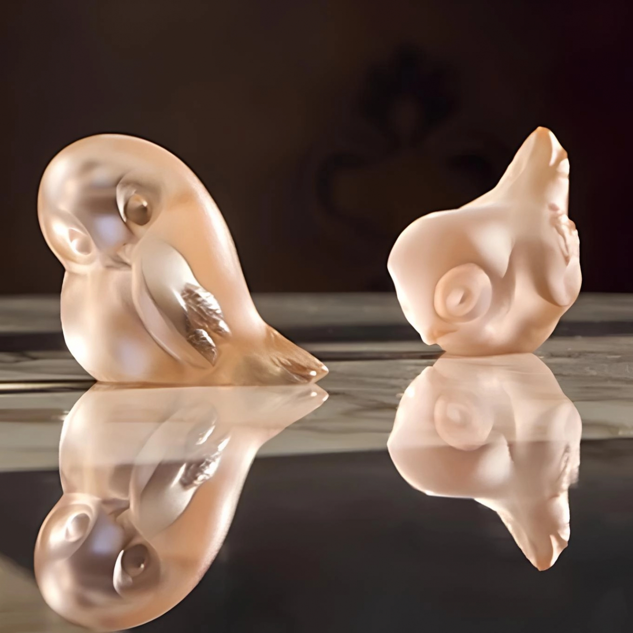 Статуэтка Piou-Piou с расправленными крыльями коралловая, хрусталь Lalique 10857700