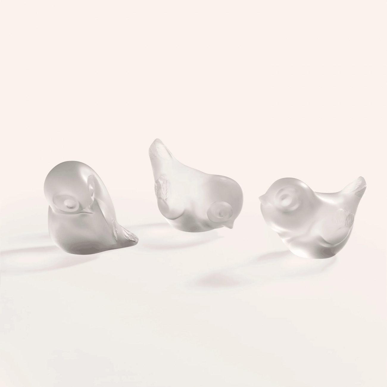 Статуэтка Piou-Piou с опущенной головой прозрачная, хрусталь Lalique 10857200