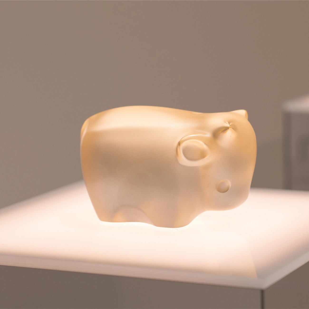 Статуэтка Niu Wang Wang золотистая, хрусталь Lalique 10853300