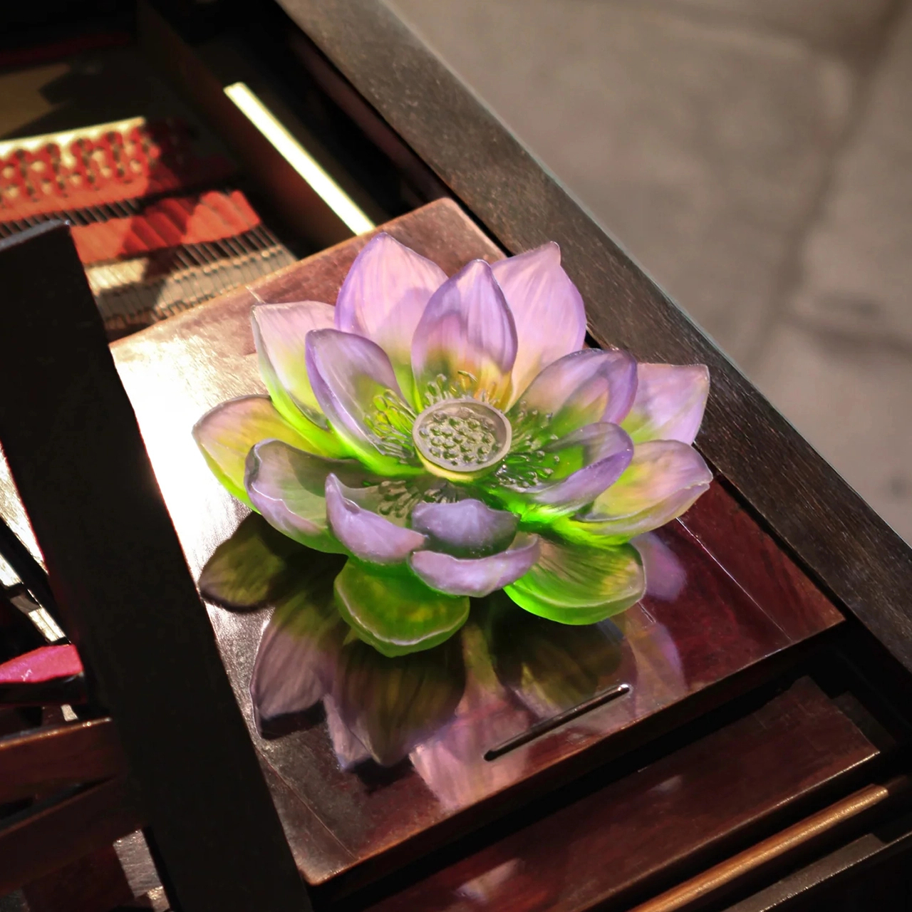 Декоративный цветок JARDIN DE LOTUS 20 см хрусталь фиолетово-зеленый – 2