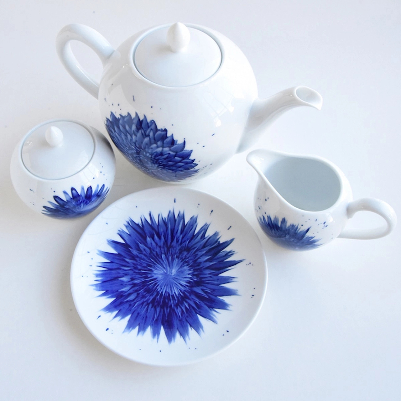 Сахарница IN BLOOM 300 мл фарфор бело-синяя Bernardaud 1768/3091