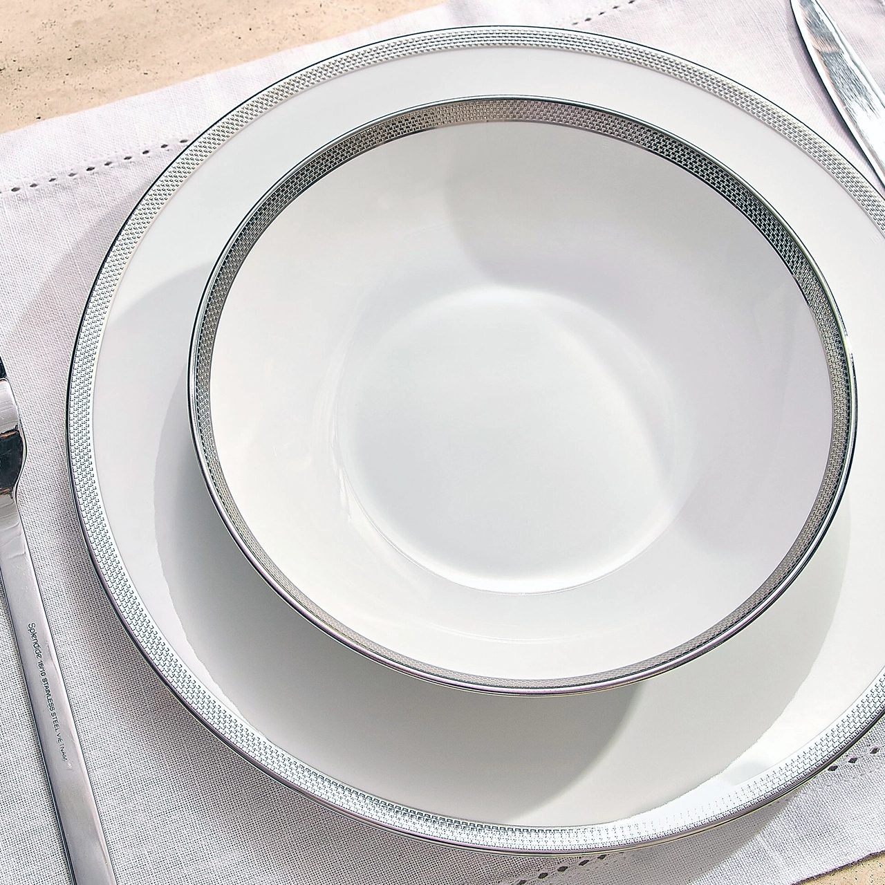Тарелка суповая MAILLE PLATINE 19 см фарфор платина Bernardaud 2620/26