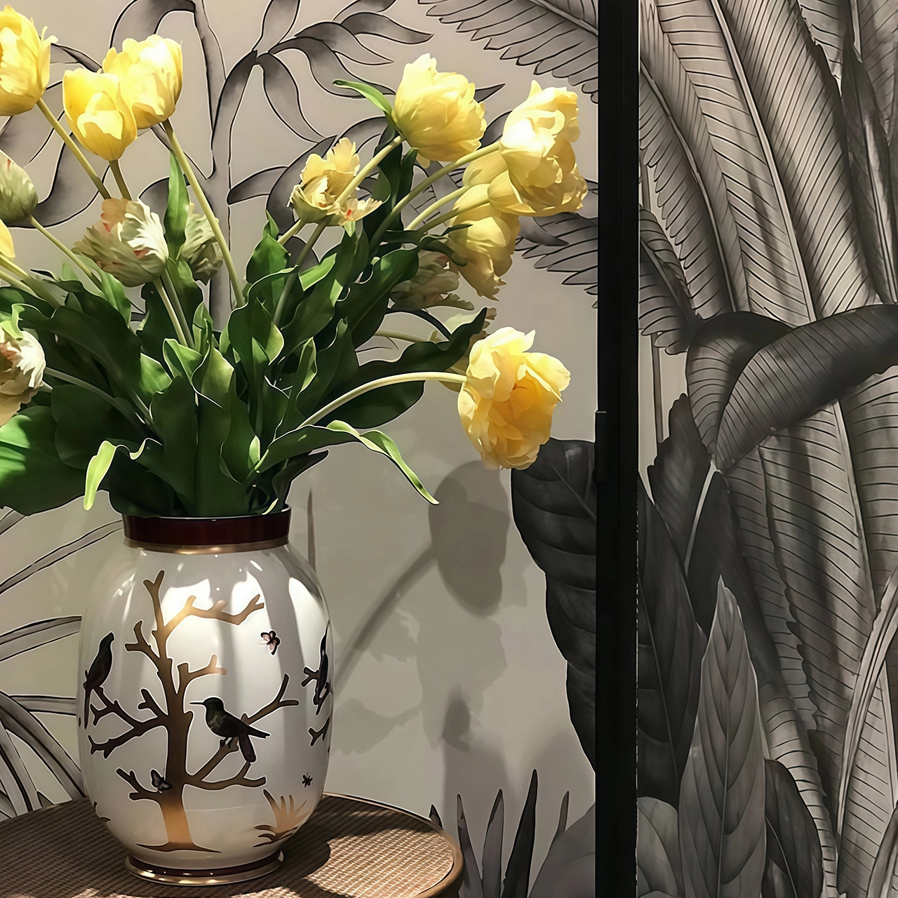 Ваза для цветов AUX OISEAUX TOSCAN 33.5 см фарфор Bernardaud 2488/8374
