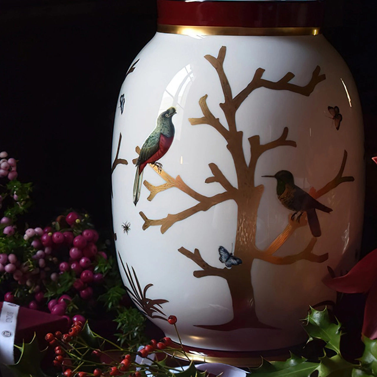 Ваза для цветов AUX OISEAUX TOSCAN 33.5 см фарфор Bernardaud 2488/8374