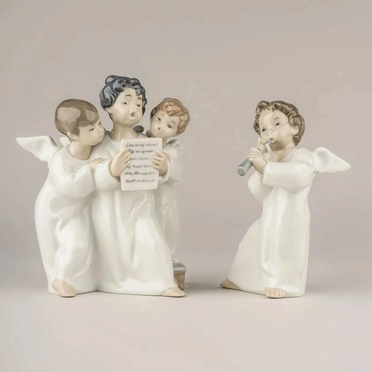 Статуэтка Ангел с флейтой 16 см фарфор Lladro 01004540