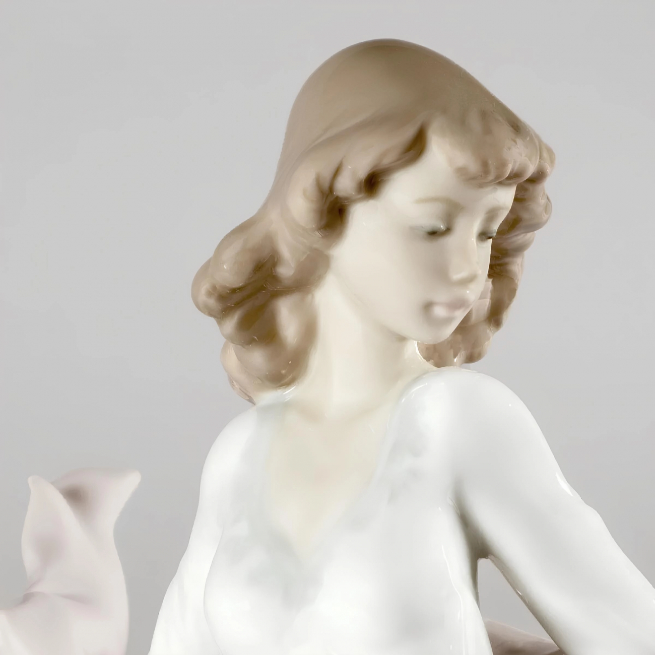 Статуэтка Торжество весны 30 см фарфор – 2