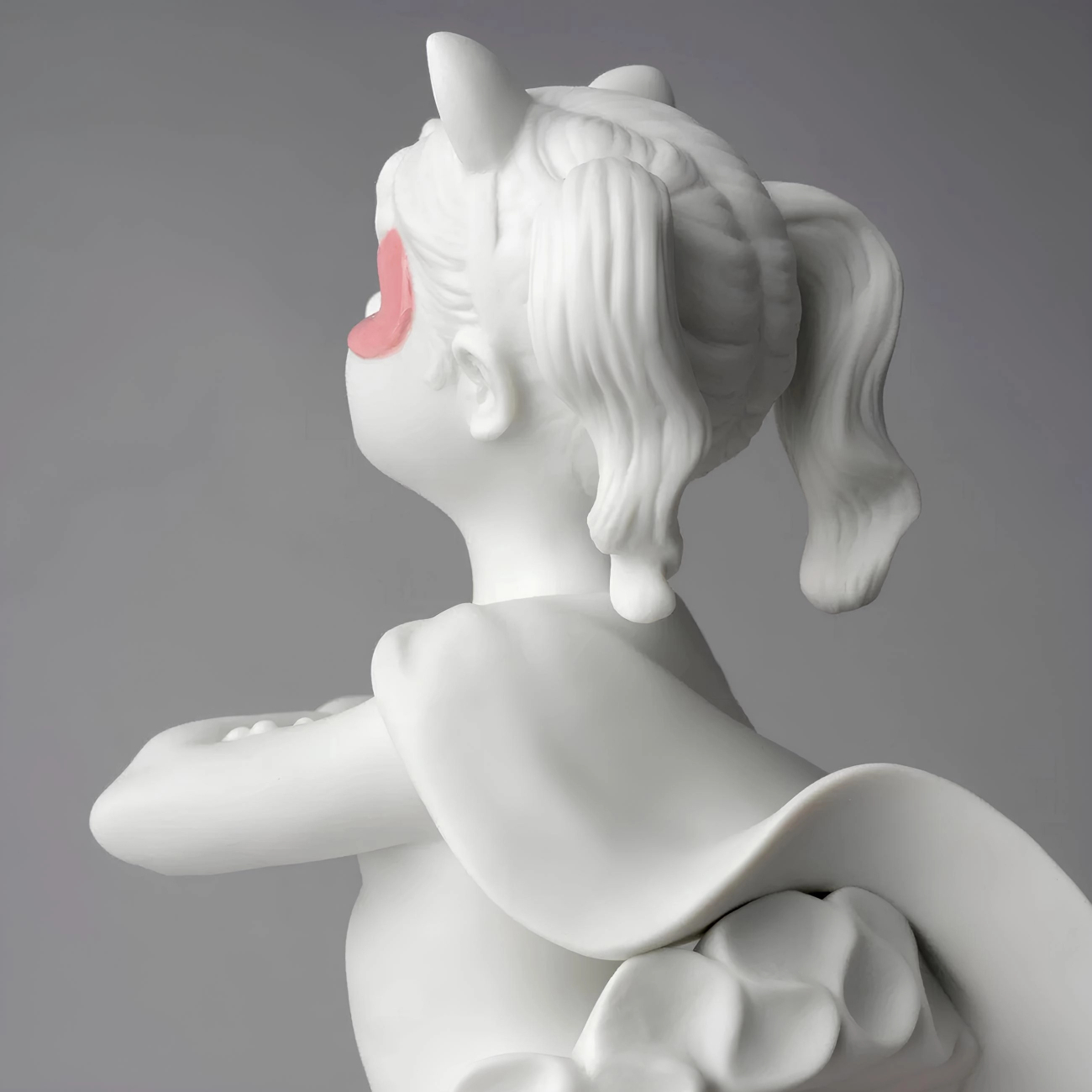 Статуэтка Девочка-супергерой 40 см фарфор Lladro 01009483