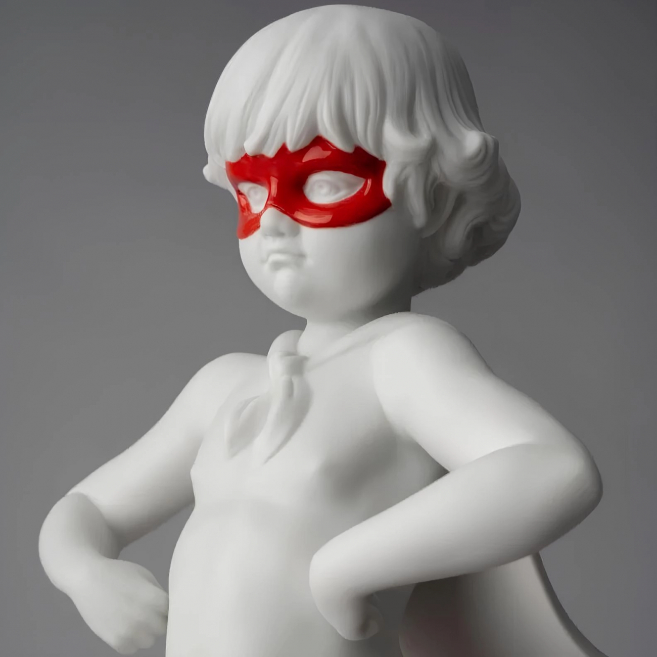 Статуэтка Мальчик-супергерой 37 см фарфор Lladro 01009484