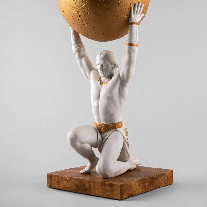 Статуэтка Атлант 55 см золотистый, фарфор Lladro 01009492