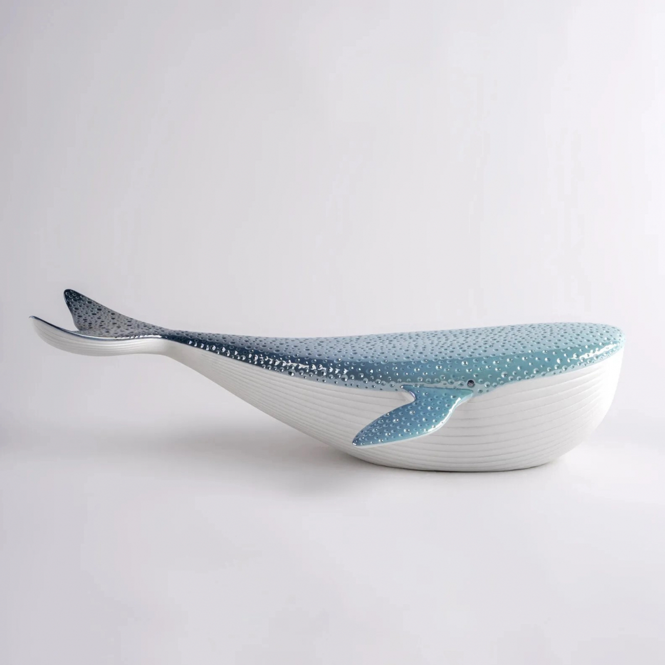 Статуэтка Кит голубой, фарфор Lladro 01009569