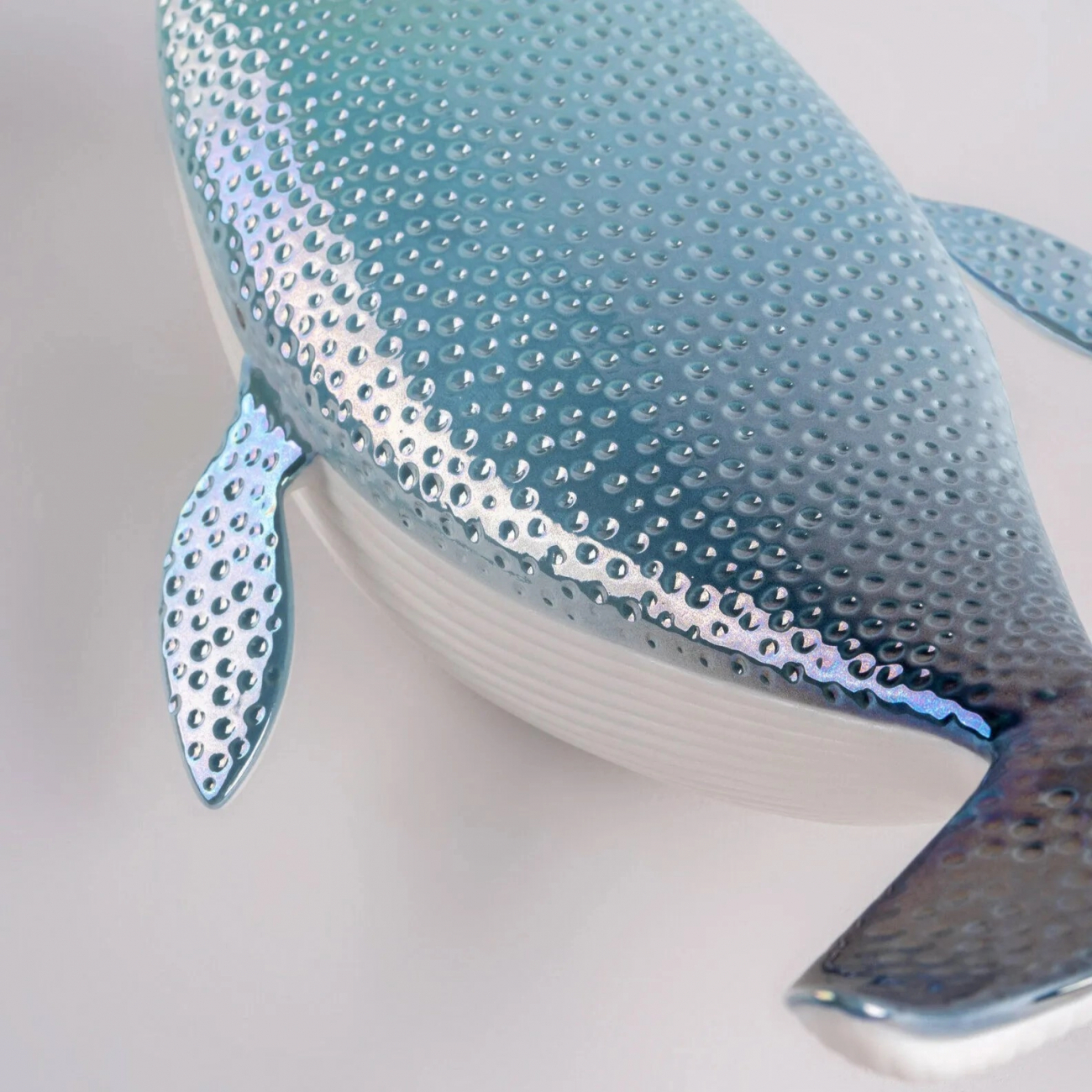 Статуэтка Маленький кит голубой, фарфор Lladro 01009570