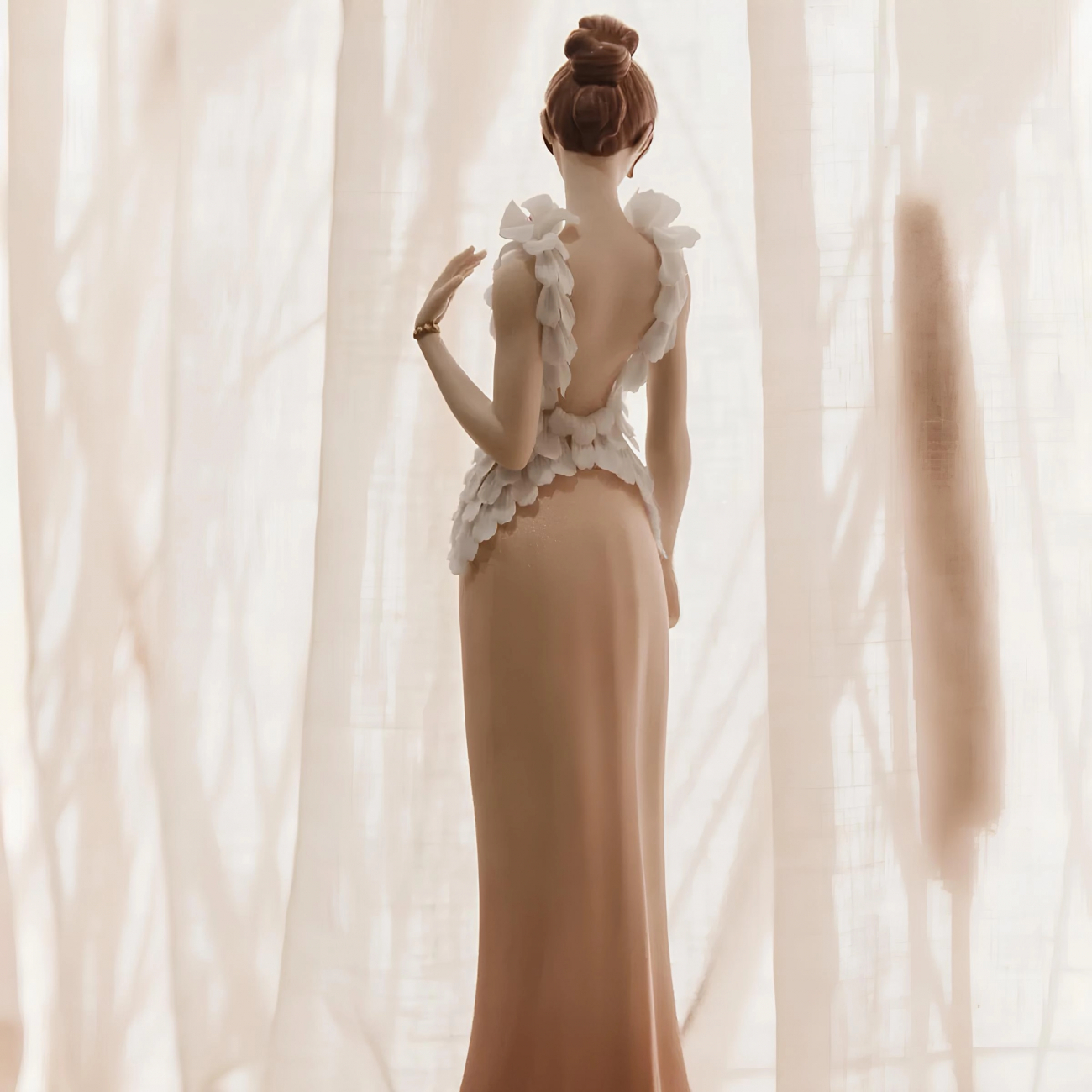 Статуэтка Изысканная вышивка 38 см фарфор – 2