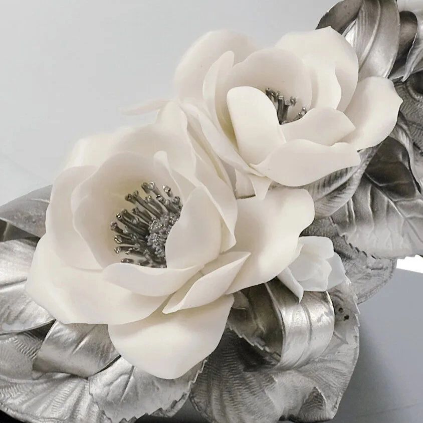 Статуэтка Карнавальная фантазия 43х27 см серебристая, фарфор Lladro 01011891