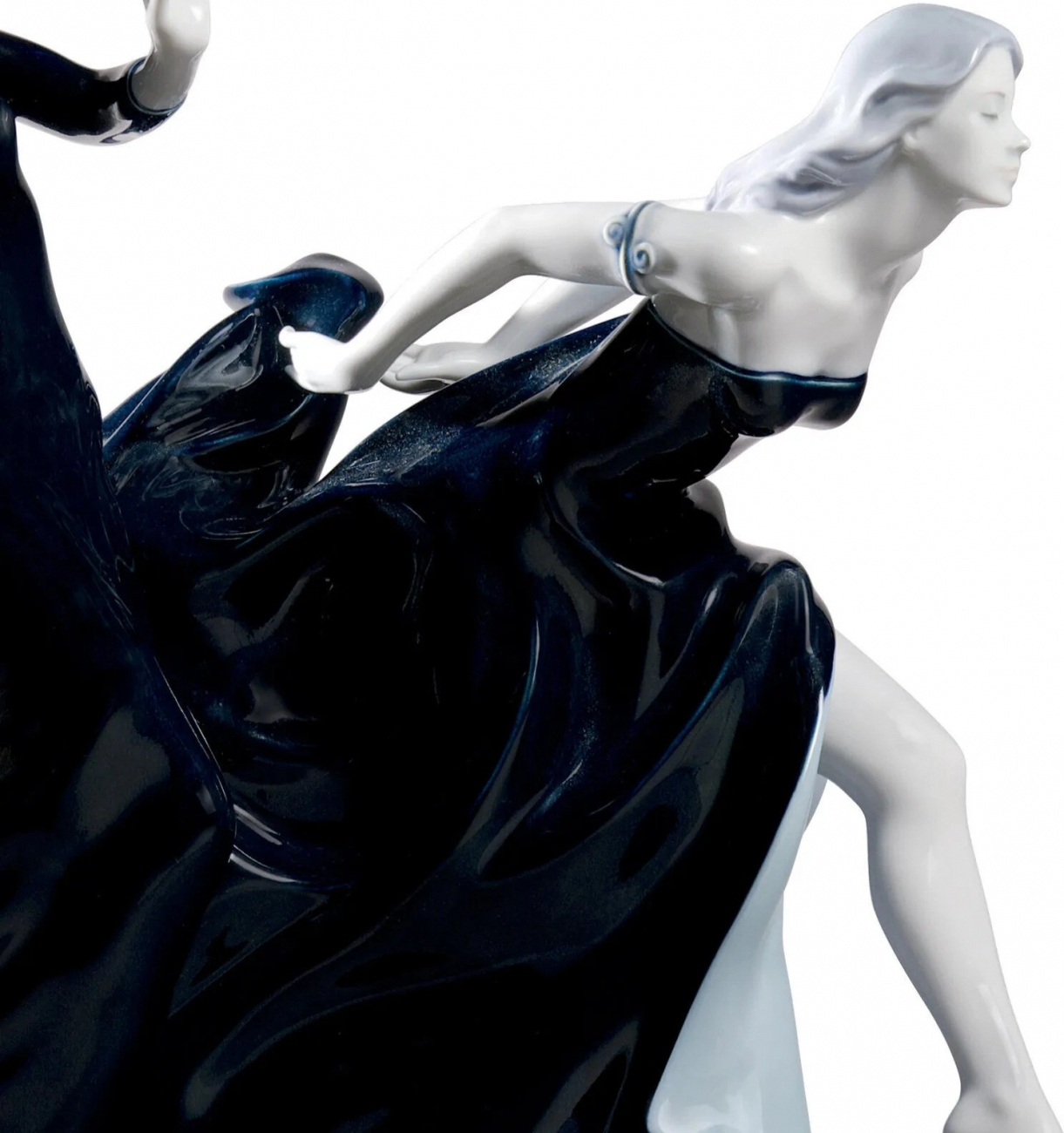Статуэтка Ночное приближение 57х26 см тёмно-синяя, фарфор Lladro 01008741
