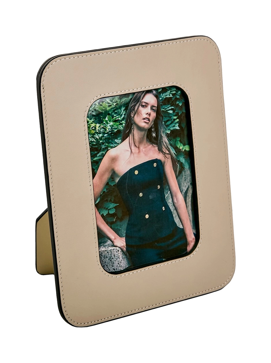 Фоторамка POLO 10х15 кожа бежевая GIOBAGNARA HP011F06ST06
