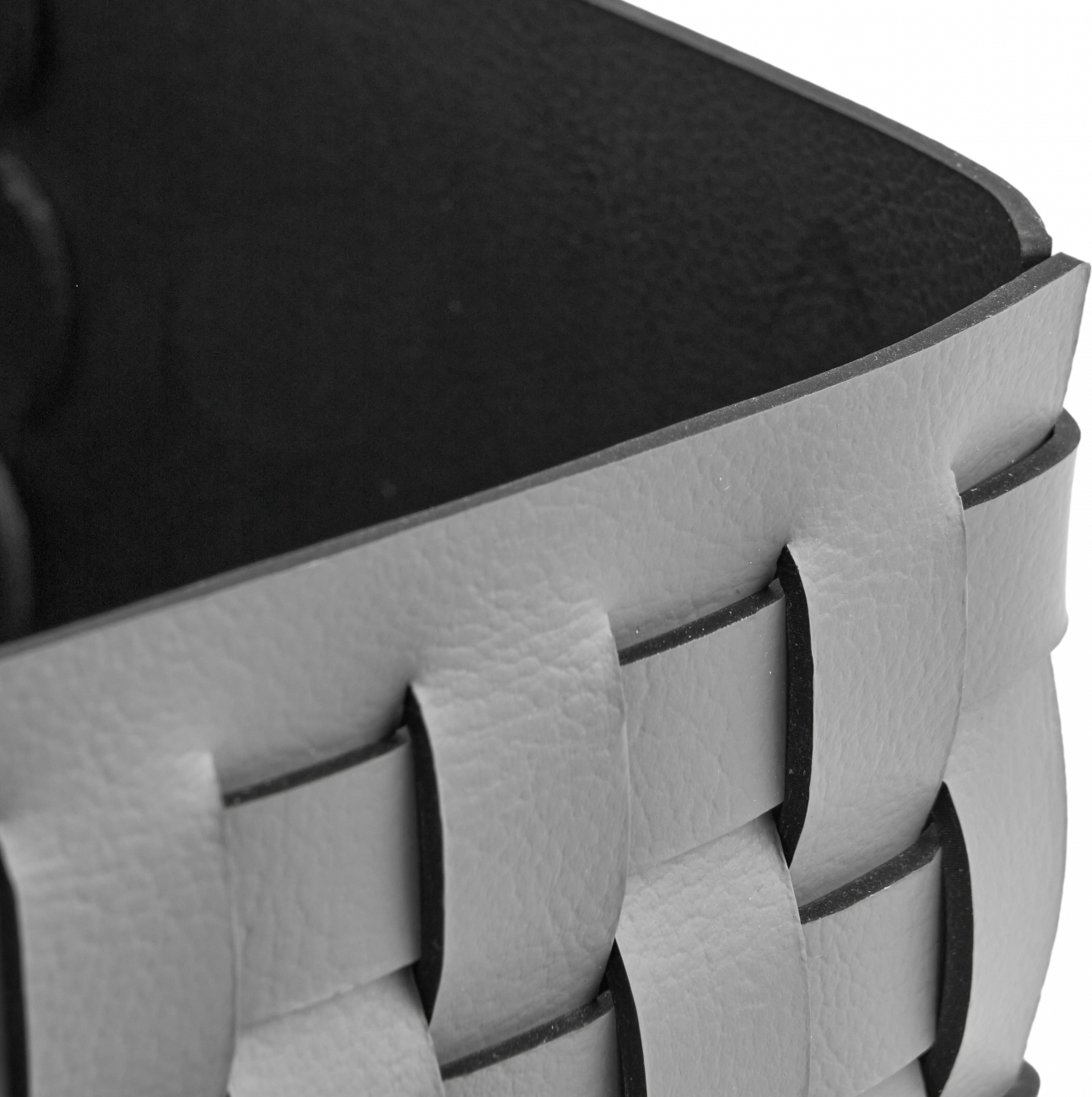 Корзиночка BOTTEGA с крышкой 12x12 серая, кожа ADJ 1515.03.TS16