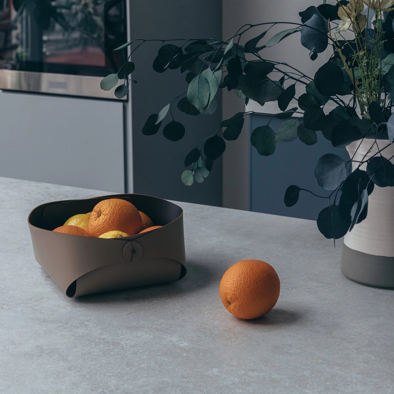 Корзина для хлеба FLORA 20х20 с хлопковым мешком капучино, кожа – 2
