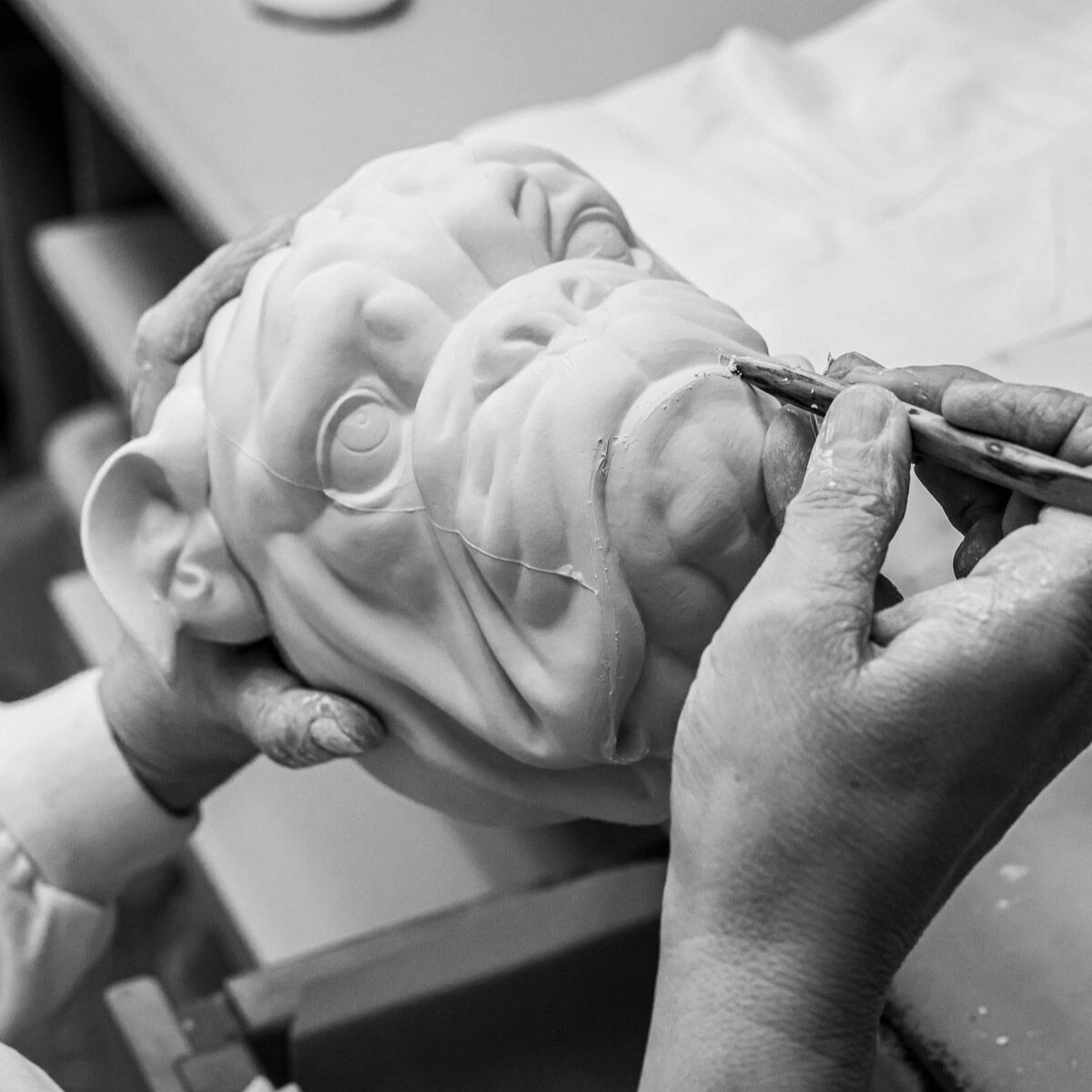 Статуэтка Бульдог с леденцом 33 см фарфор Lladro 01009234