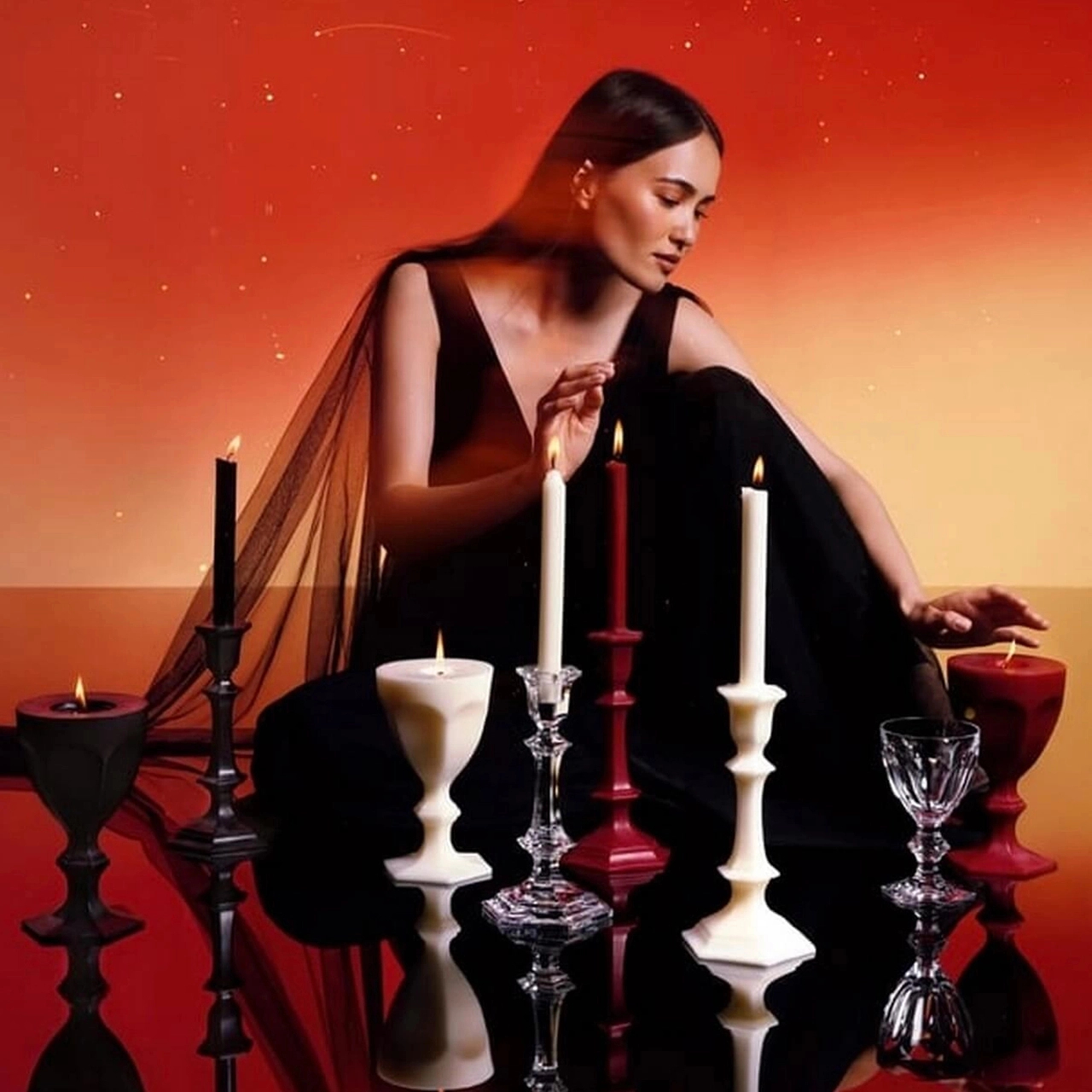 Свеча HARCOURT в форме бокала красная Baccarat 2816955